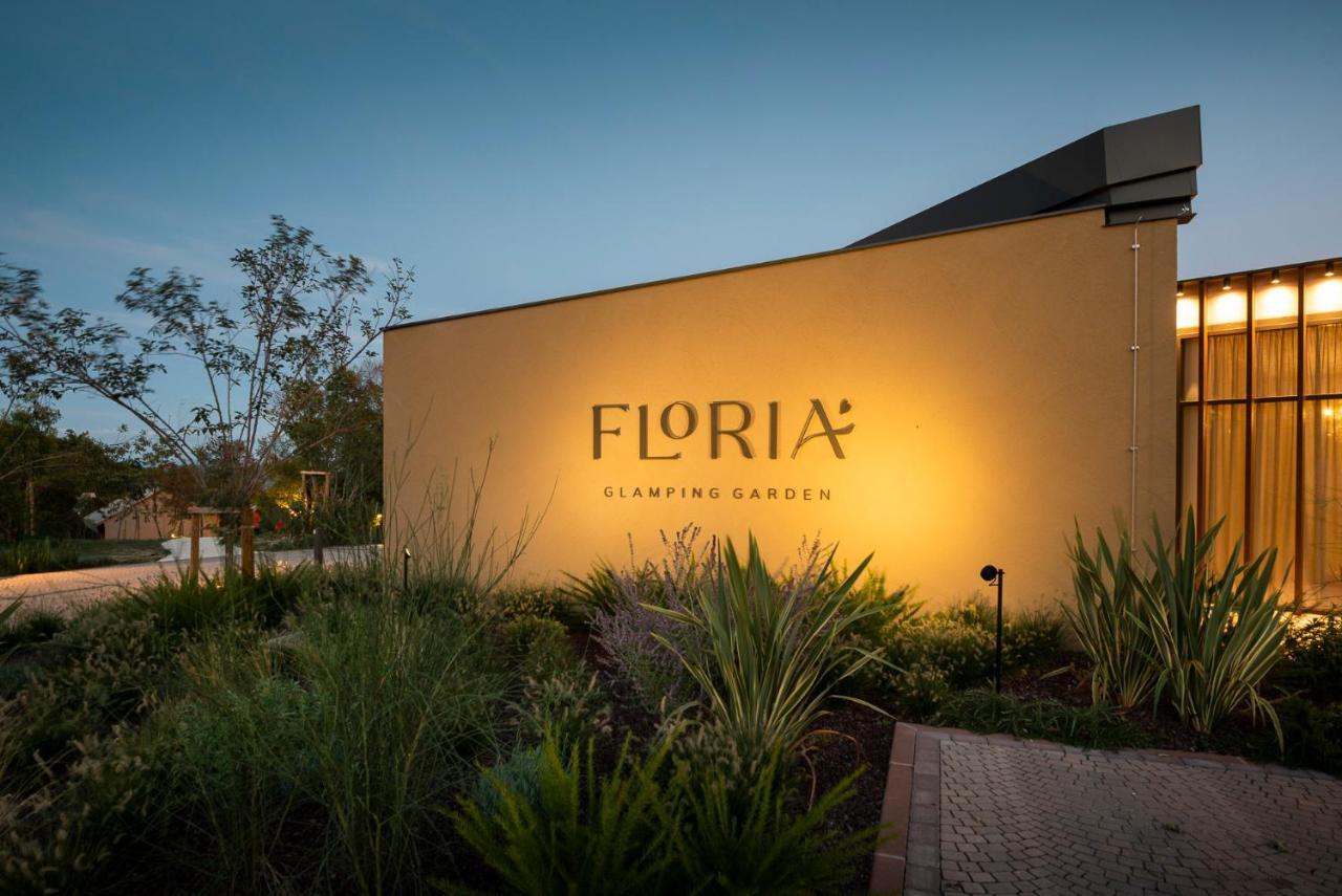 Floria Glamping Garden Kamp