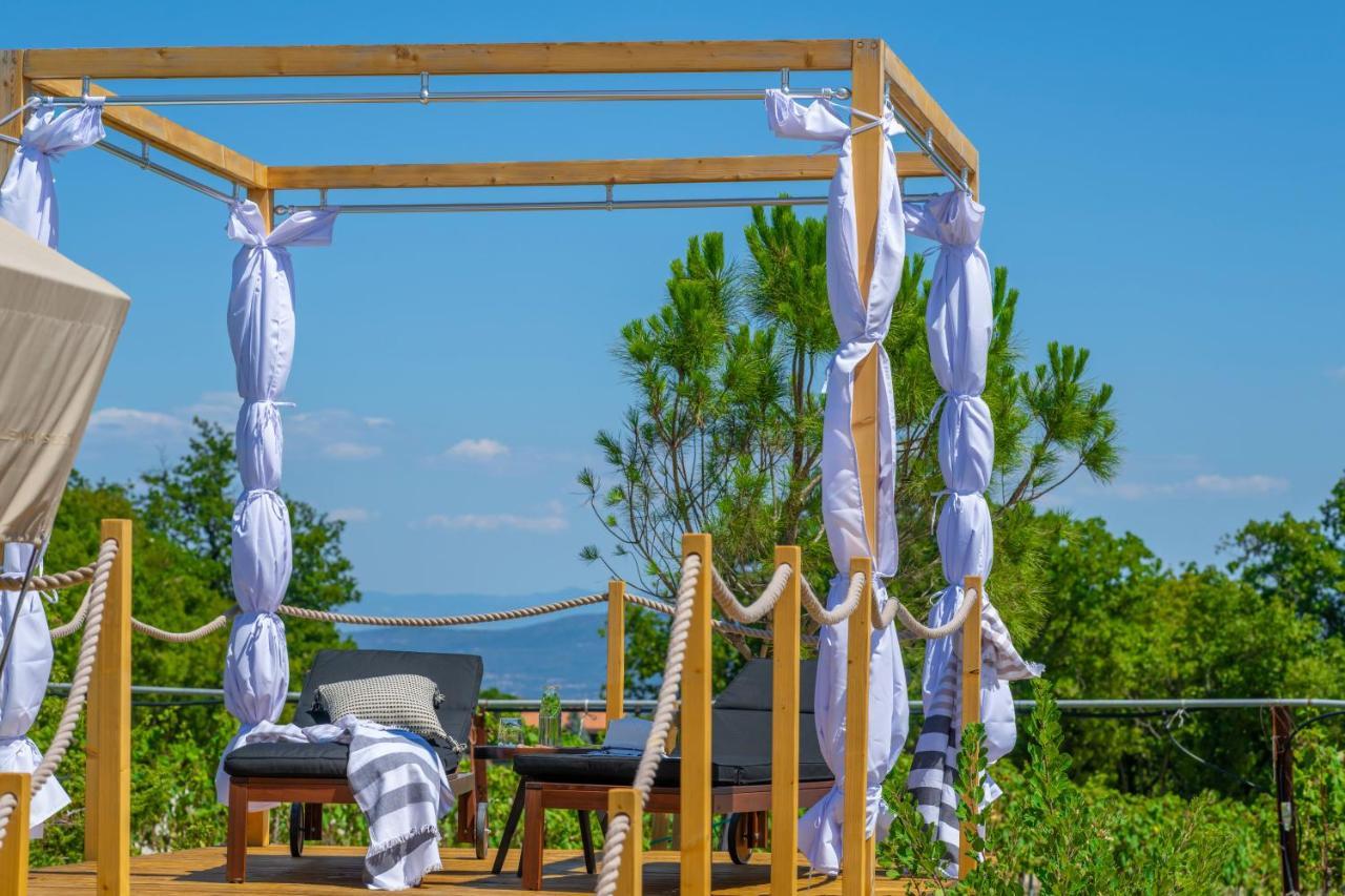 Floria Glamping Garden 4*