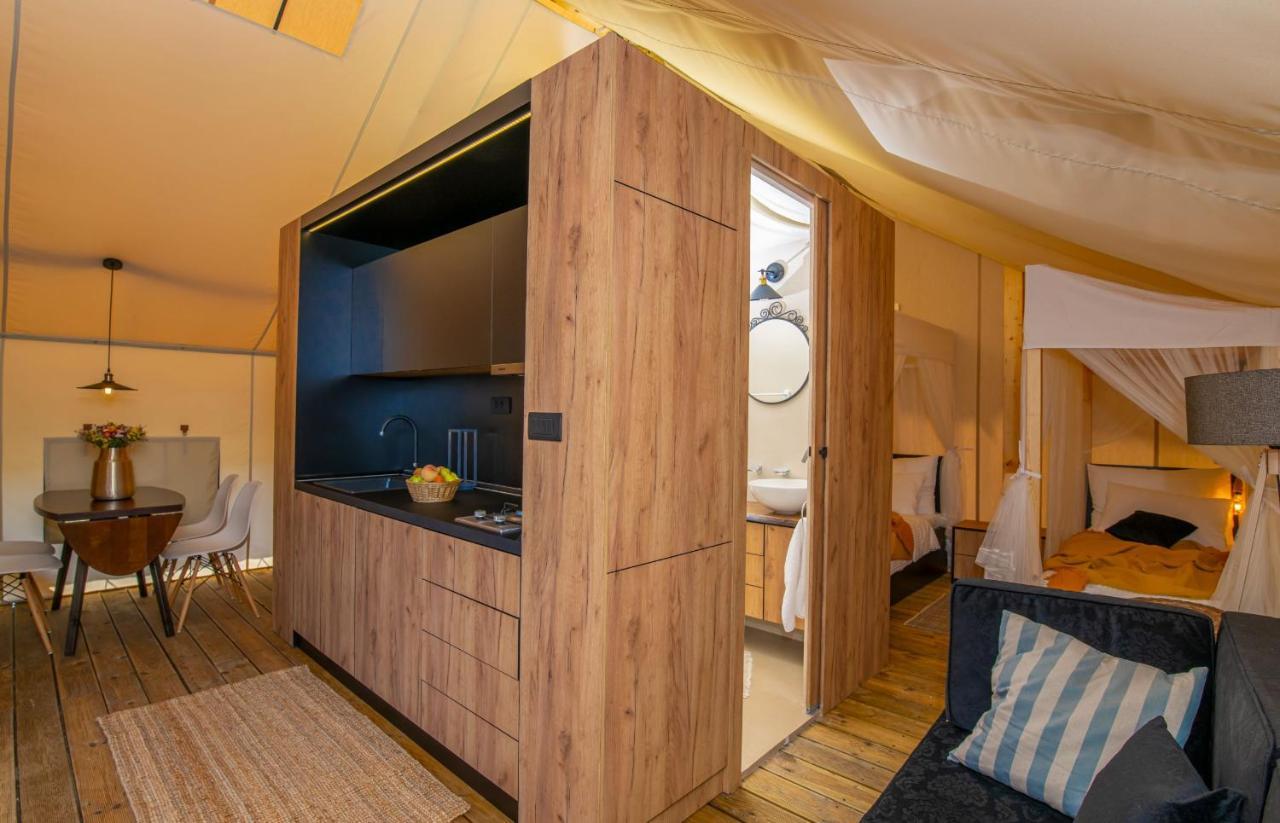 Floria Glamping Garden Campsite 4*